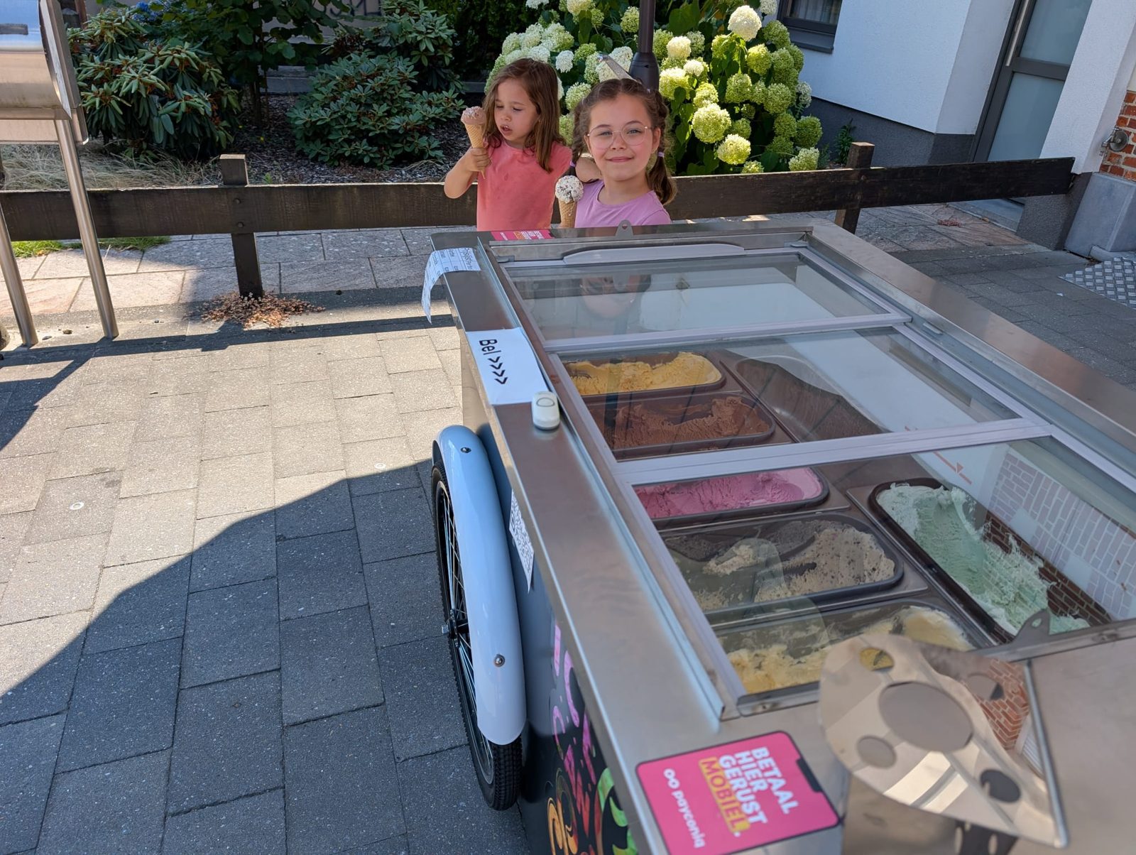 Ambachtelijk ijshoorntje van IJS VAN BLENKERS ijscatering